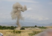 Олицетворение царящей в стране политической солидарности (ФОТО)