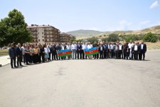 Олицетворение царящей в стране политической солидарности (ФОТО)