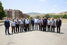 Олицетворение царящей в стране политической солидарности (ФОТО)