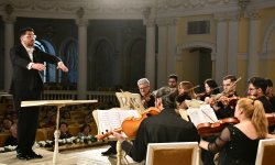 Новое звучание классики – перформанс азербайджанского оркестра под управлением американского дирижера (ФОТО)