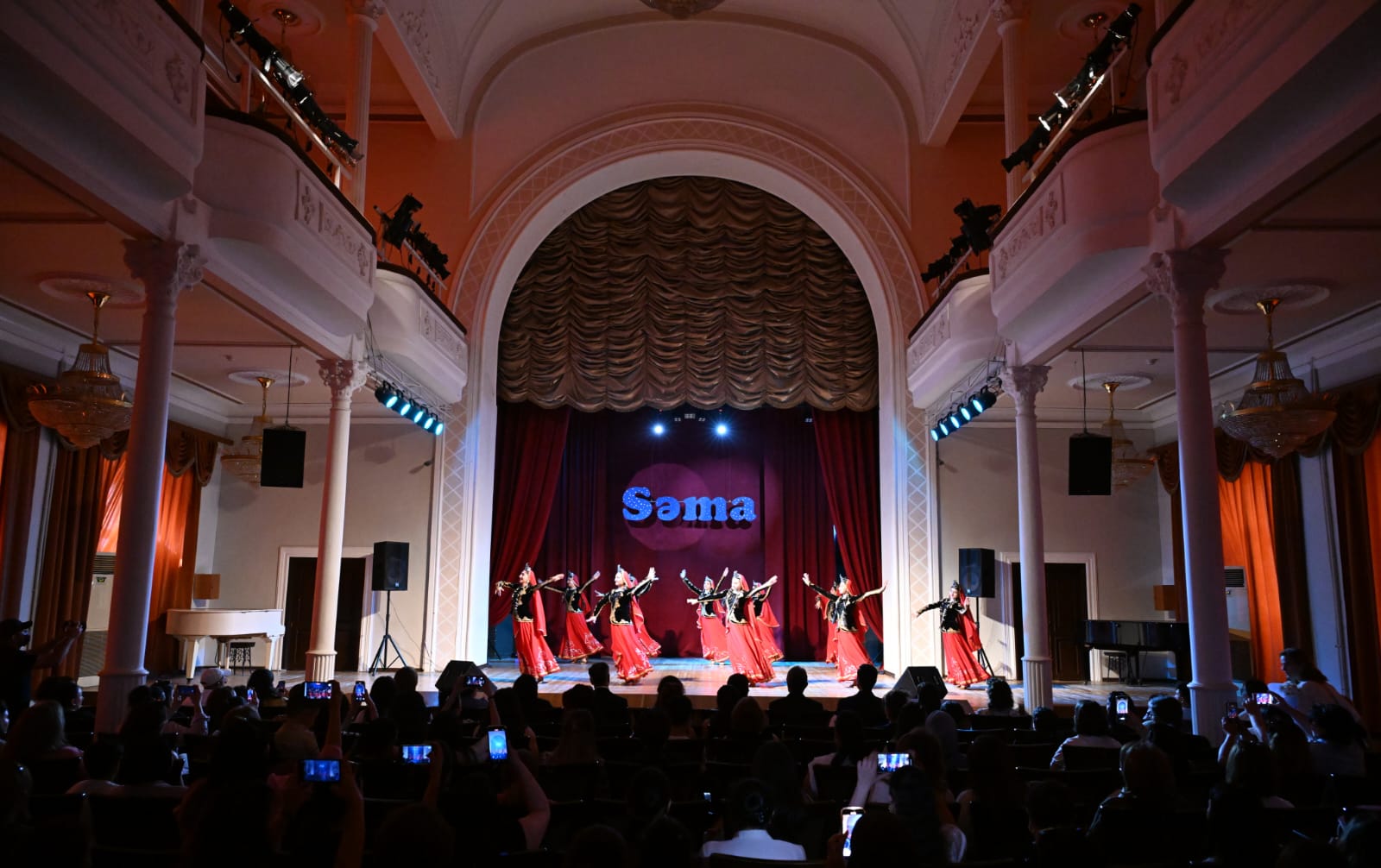 В Баку прошел праздник детского творчества ансамбля танца "Сяма" (ФОТО)