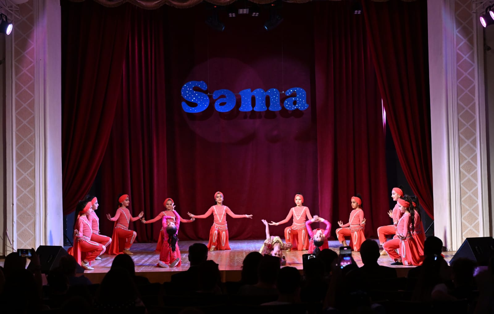 В Баку прошел праздник детского творчества ансамбля танца "Сяма" (ФОТО)