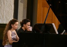 Отмечено 70-летие Детской музыкальной школы имени Гусейнгули Сарабского (ФОТО)