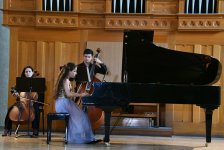 Отмечено 70-летие Детской музыкальной школы имени Гусейнгули Сарабского (ФОТО)