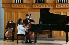 Отмечено 70-летие Детской музыкальной школы имени Гусейнгули Сарабского (ФОТО)