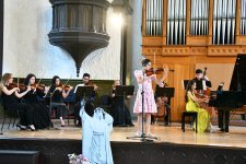 Отмечено 70-летие Детской музыкальной школы имени Гусейнгули Сарабского (ФОТО)