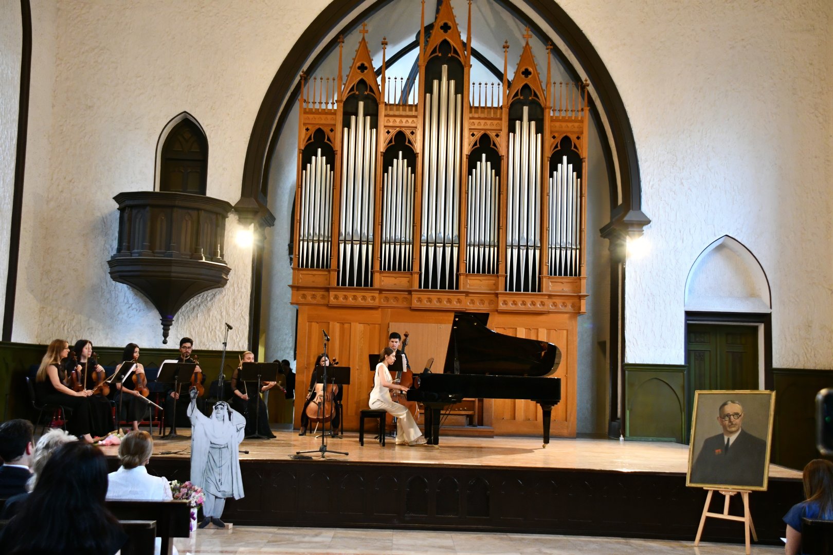 Отмечено 70-летие Детской музыкальной школы имени Гусейнгули Сарабского (ФОТО)