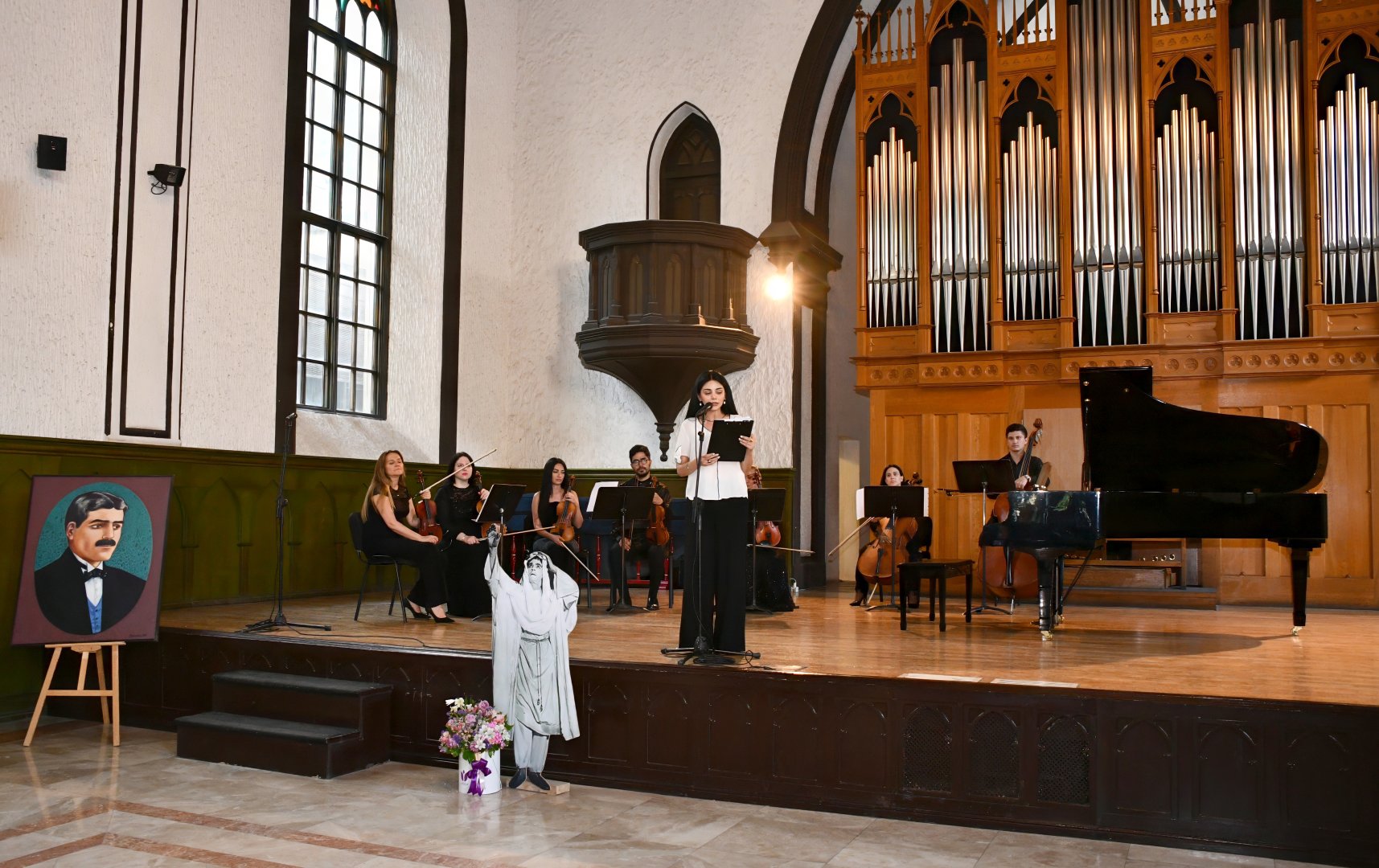 Отмечено 70-летие Детской музыкальной школы имени Гусейнгули Сарабского (ФОТО)