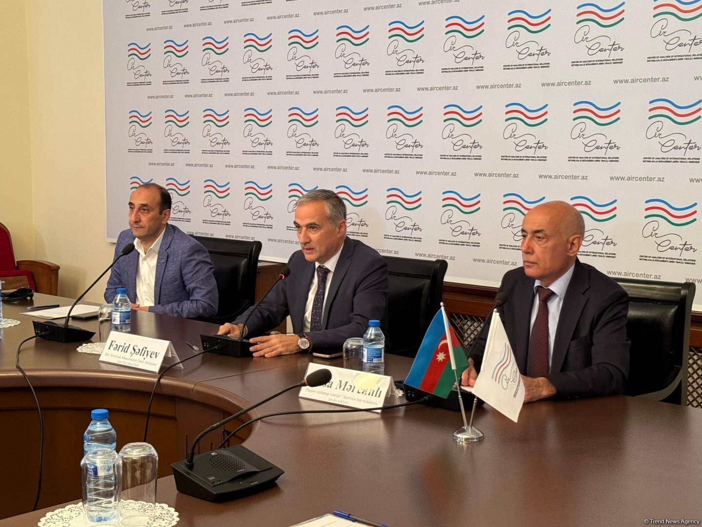 Азербайджанское наследие, оставшееся на территории Армении, полностью уничтожено - Фарид Шафиев