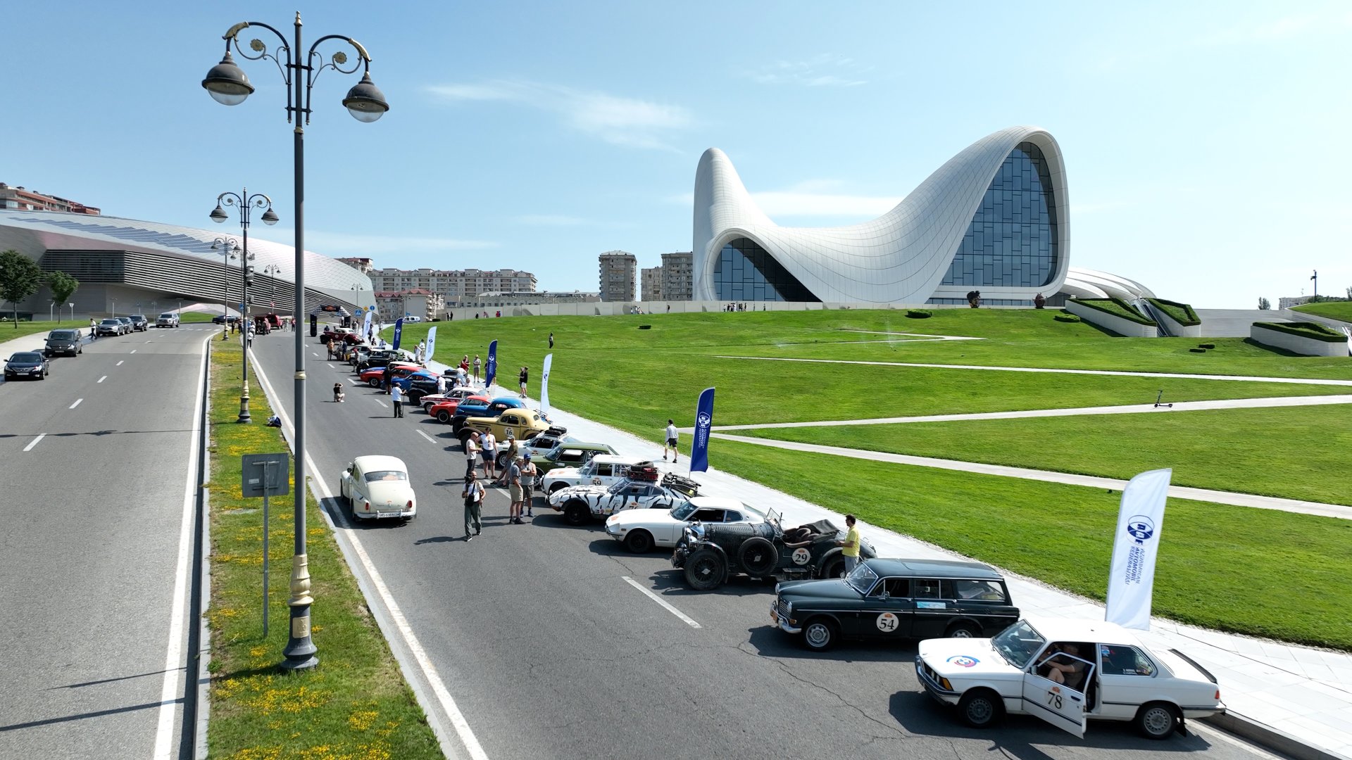 От Центра Гейдара Алиева стартовал азербайджанский этап ралли "Peking to Paris Motor Challenge" (ФОТО/ВИДЕО)