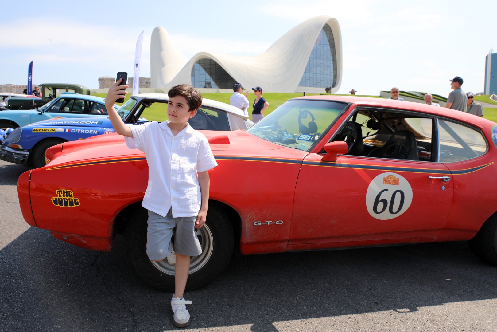 От Центра Гейдара Алиева стартовал азербайджанский этап ралли "Peking to Paris Motor Challenge" (ФОТО/ВИДЕО)