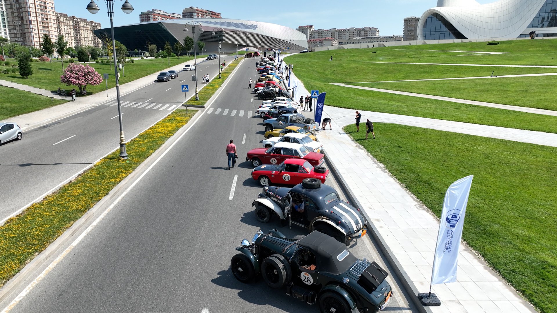 От Центра Гейдара Алиева стартовал азербайджанский этап ралли "Peking to Paris Motor Challenge" (ФОТО/ВИДЕО)