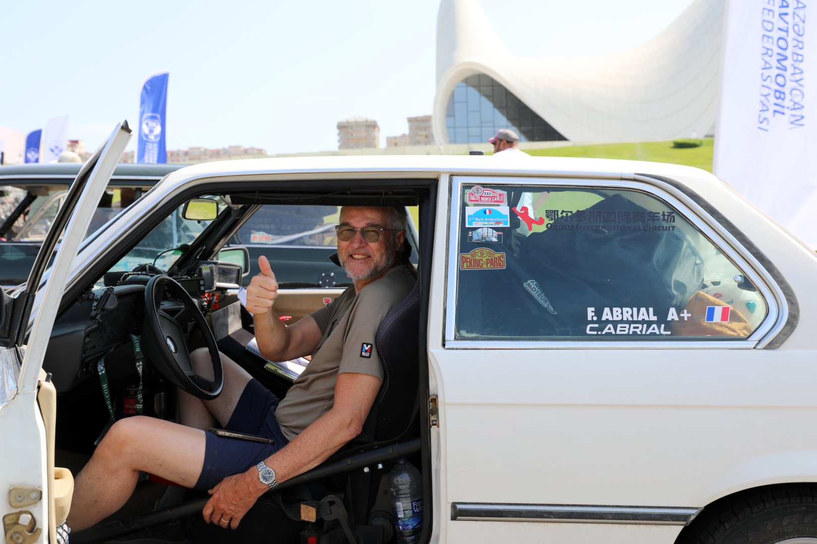 От Центра Гейдара Алиева стартовал азербайджанский этап ралли "Peking to Paris Motor Challenge" (ФОТО/ВИДЕО)