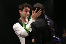 Любовь Сары и Бахрама, как слабый росток в засушливой почве… Но даже увядшие цветы могут вновь расцвести… (ФОТО)