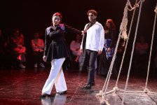 Любовь Сары и Бахрама, как слабый росток в засушливой почве… Но даже увядшие цветы могут вновь расцвести… (ФОТО)