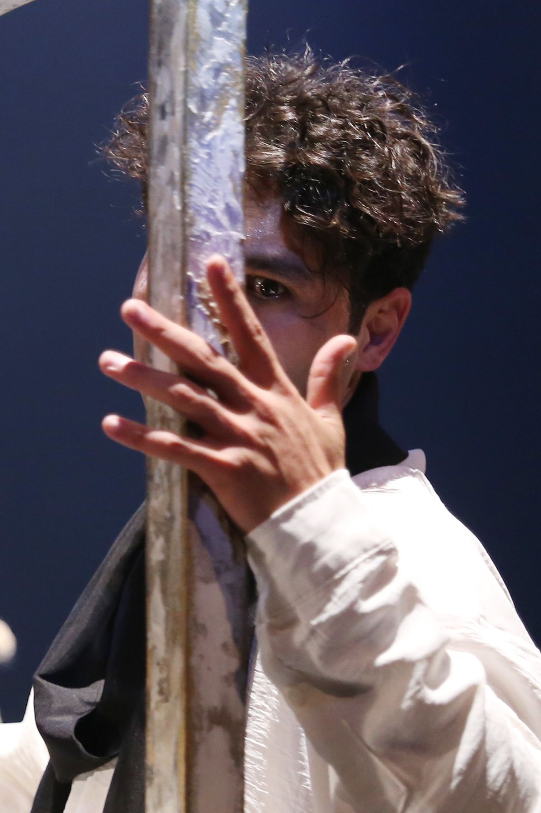 Любовь Сары и Бахрама, как слабый росток в засушливой почве… Но даже увядшие цветы могут вновь расцвести… (ФОТО)