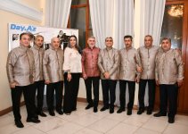 Концерт народного артиста Азербайджана Тейюба Асланова "С друзьями вместе..." в ритме национальной самобытности (ФОТО)