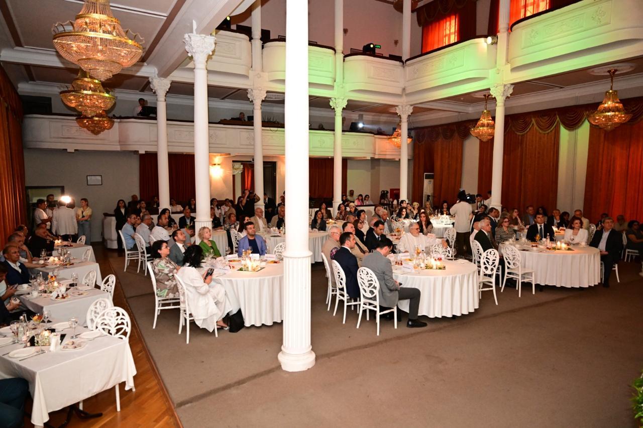 В Баку открыт мемориальный кабинет легендарного Рашида Бейбутова, представлена концертная программа (ФОТО)