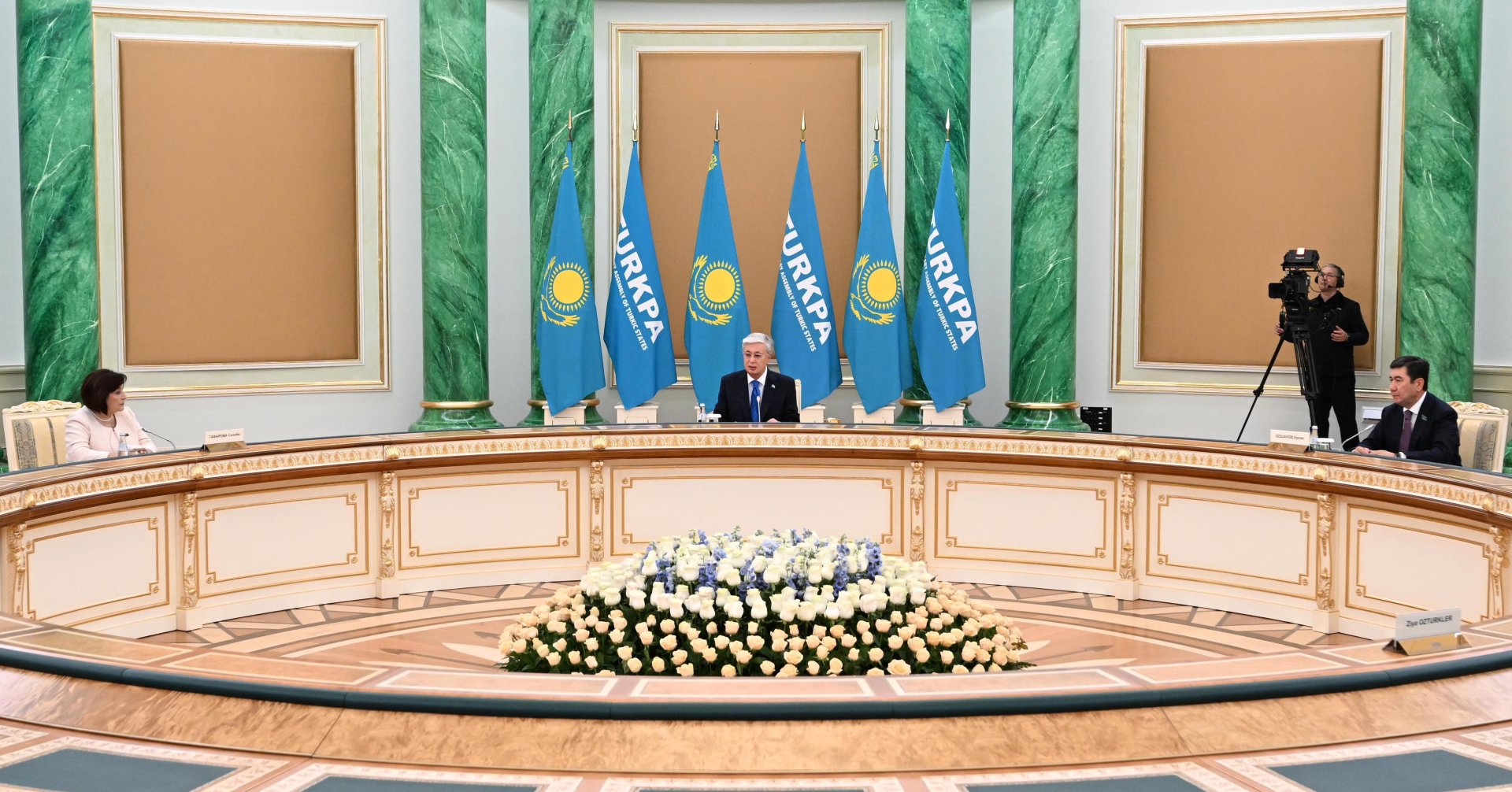Президент Казахстана встретился с главами парламентов государств-участников ТЮРКПА (ФОТО)