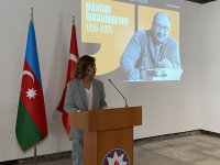 В Стамбуле презентован роман Максуда Ибрагимбекова "Приходила женщина в черном" на турецком языке (ФОТО)