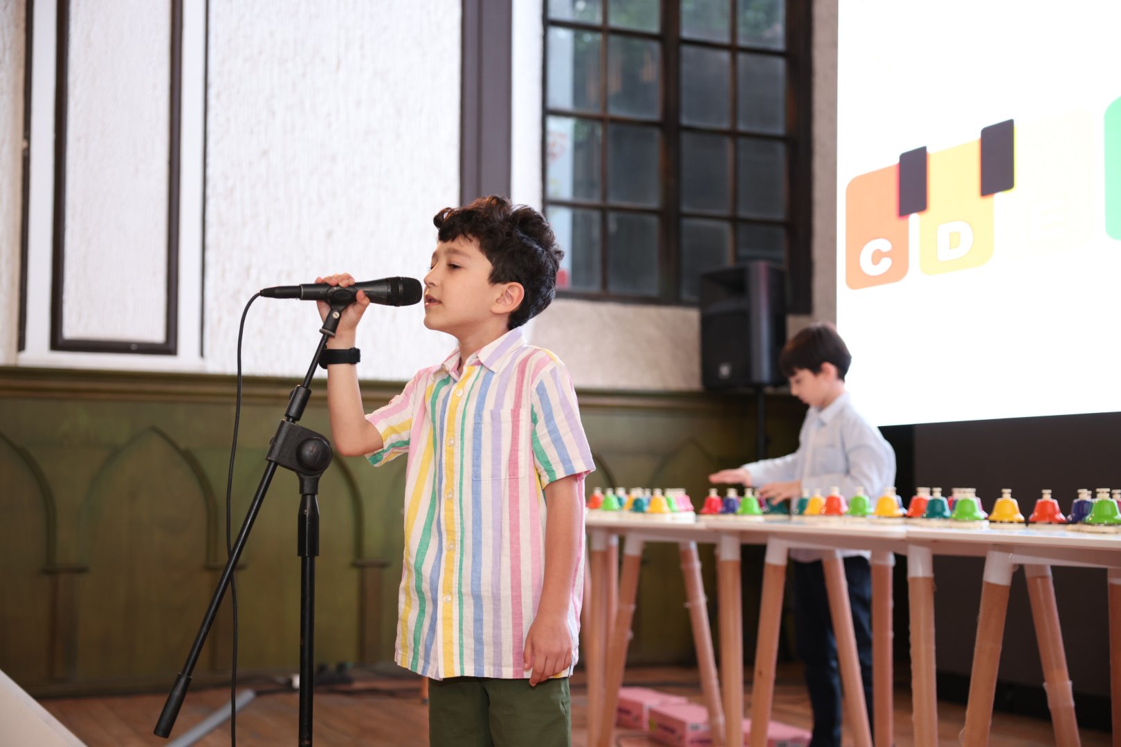 Акустическая палитра Баку - колокольчики, фортепиано, вокал (ФОТО)