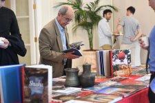 Французские пенсионеры в ритме диксиленда на презентации культурного наследия Азербайджана в Париже (ВИДЕО, ФОТО)