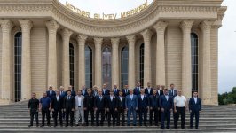 Состоялась церемония вручения сертификатов по случаю избрания Гянджи спортивной столицей СНГ (ФОТО)