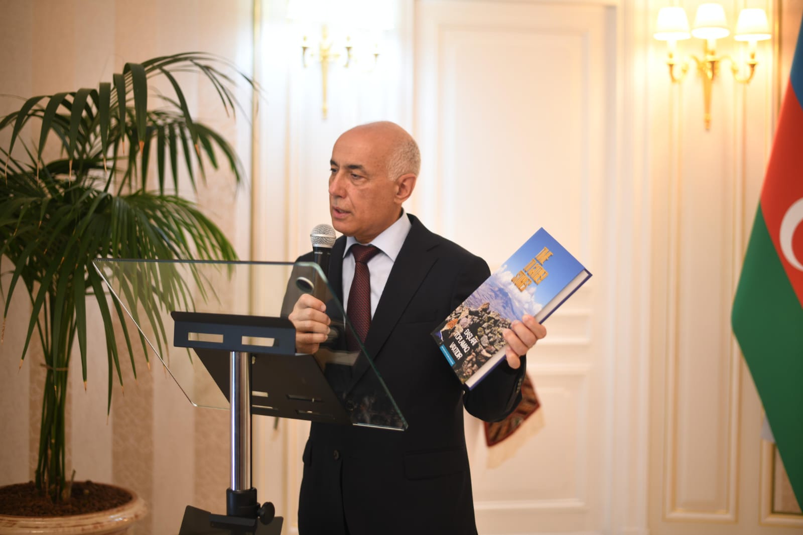 Французские пенсионеры в ритме диксиленда на презентации культурного наследия Азербайджана в Париже (ВИДЕО, ФОТО)