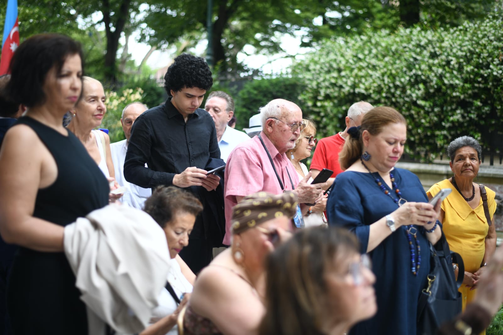 Французские пенсионеры в ритме диксиленда на презентации культурного наследия Азербайджана в Париже (ВИДЕО, ФОТО)