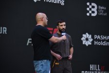 UFC на берегу Каспия: бойцы провели открытую тренировку в сердце Баку (ФОТО)