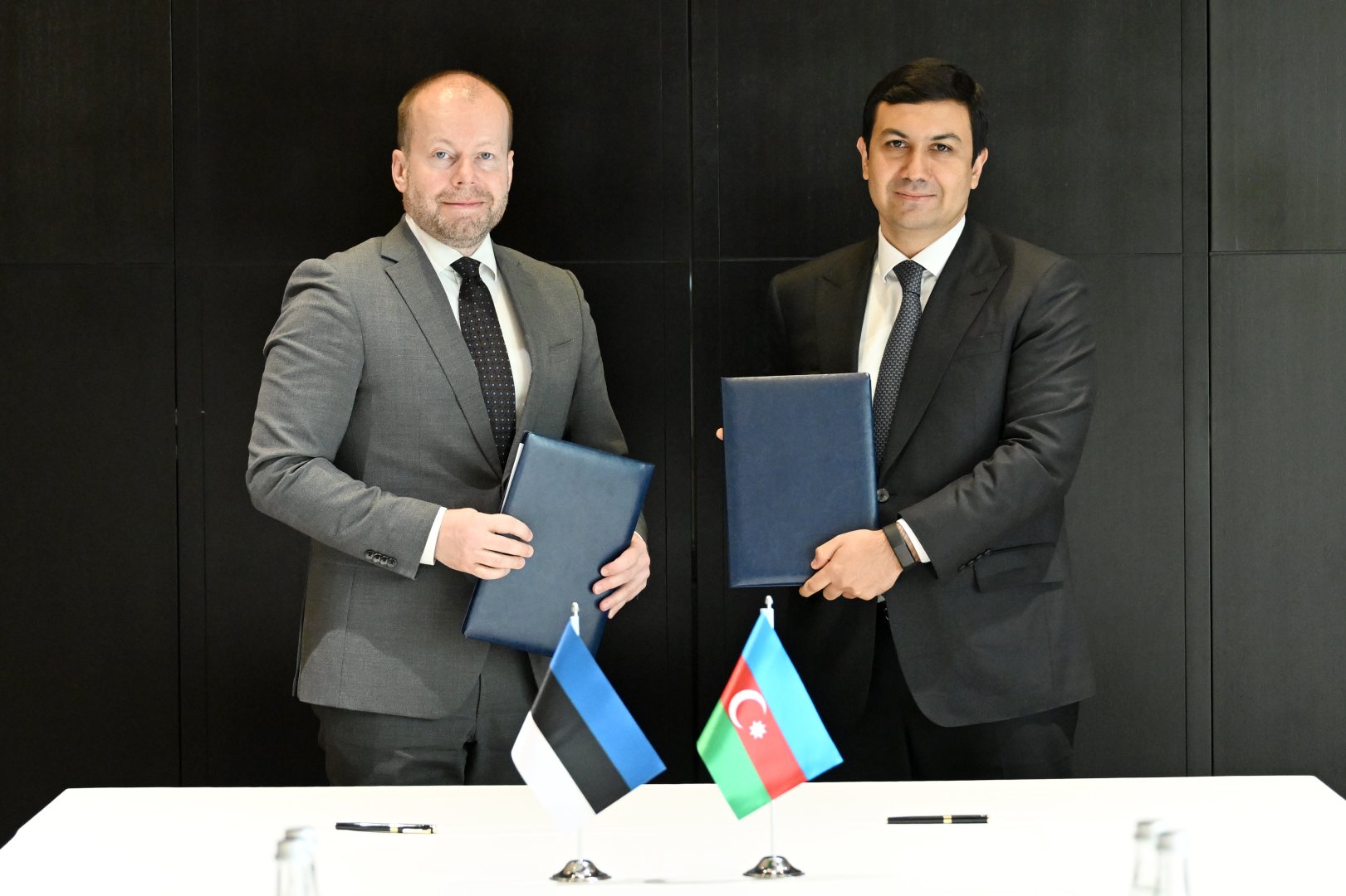 Азербайджан и Эстония оценили возможности расширения сотрудничества в сфере налогообложения