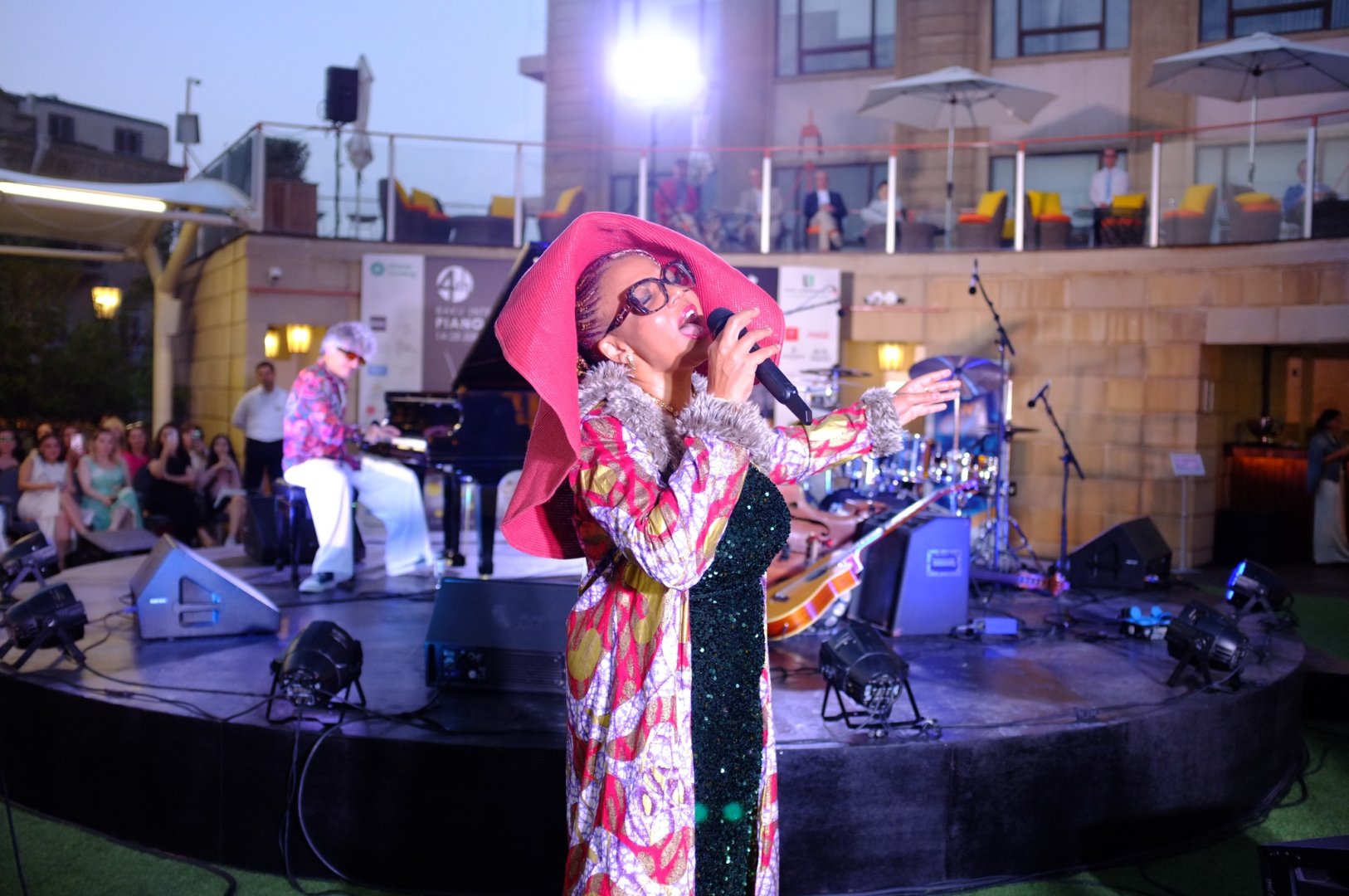 Особо признание француженки к Азербайджану – под блеском света, клавиш и джаза Baku Piano Festival 2025 (ФОТО)