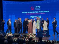 В Стамбуле прошла церемония вручения "Большой молодежной премии" (ФОТО)