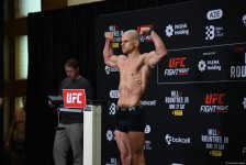 В Баку состоялась официальная церемония взвешивания участников UFC Fight Night (ФОТО)