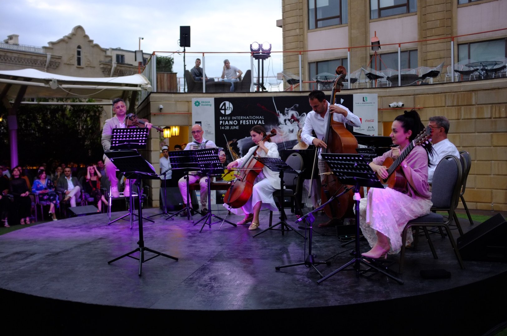 Чувственное танго под звездами Баку зажгло огонь в сердцах (ВИДЕО, ФОТО)
