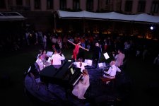 Чувственное танго под звездами Баку зажгло огонь в сердцах (ВИДЕО, ФОТО)