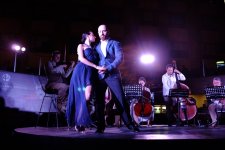 Чувственное танго под звездами Баку зажгло огонь в сердцах (ВИДЕО, ФОТО)