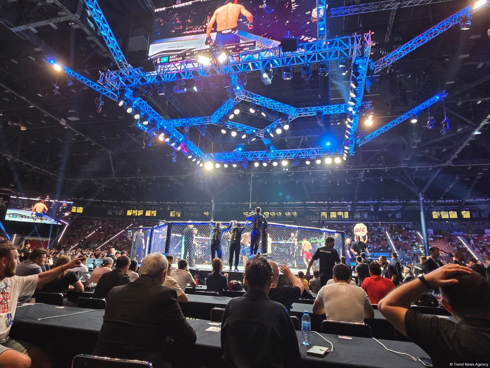 В Баку состоялось одно из самых зрелищных спортивных событий года UFC Fight Night (ФОТО)