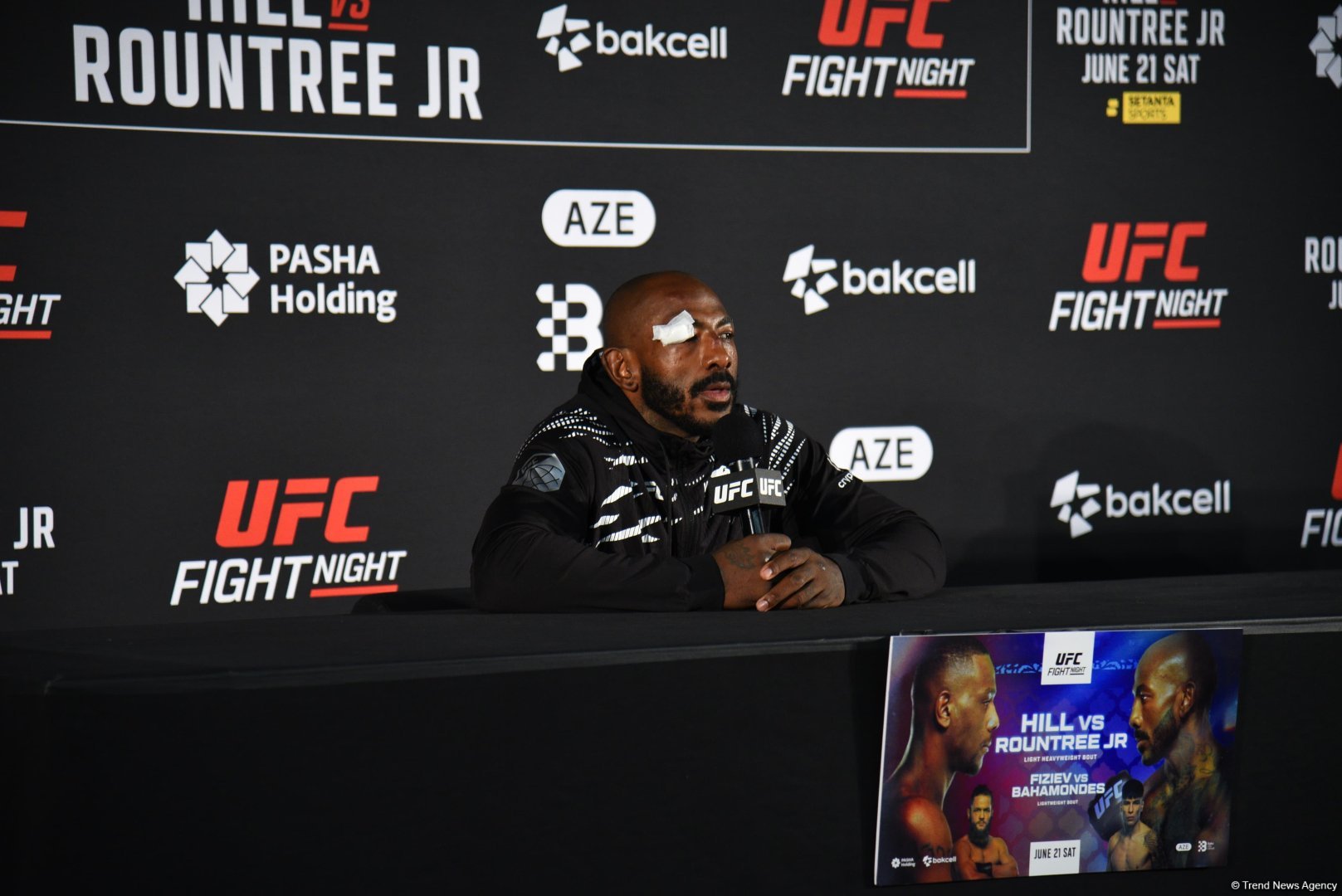 Победитель UFC Fight Night Халил Раунтри:  В Баку столько доброй энергии...  Мне даже трудно было настроиться на бой  (ФОТО)