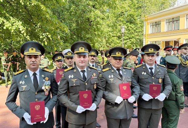 Азербайджанским военнослужащим, завершившим обучение в России, вручены дипломы (ФОТО)