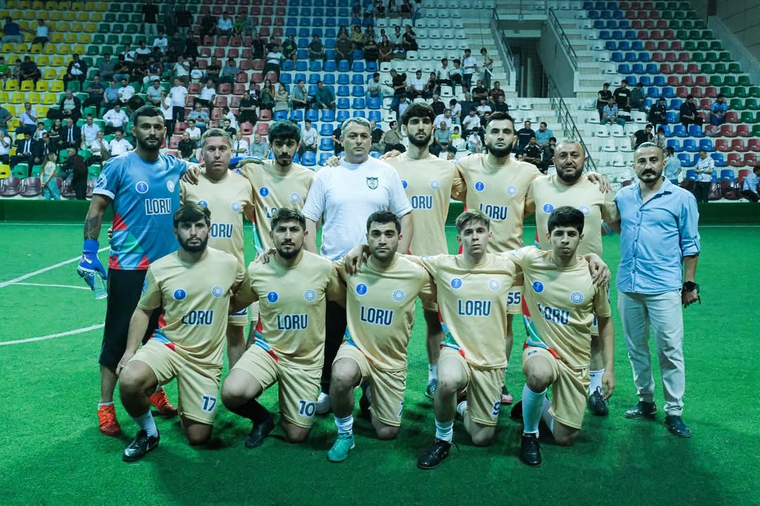 Проходит второй мини-футбольный турнир за Кубок Западного Азербайджана (ФОТО)