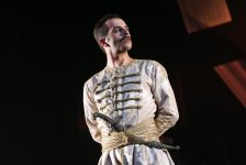 Блестящая премьера "Повествование о Шахе Аббасе" - одном из величайших правителей Сефевидской империи (ФОТО)