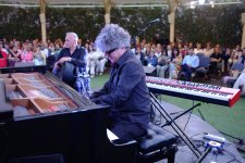 Поток эмоций с виртуозом Шаином Новрасли под открытым небом Баку - магия джаза и импровизаций (ВИДЕО, ФОТО)