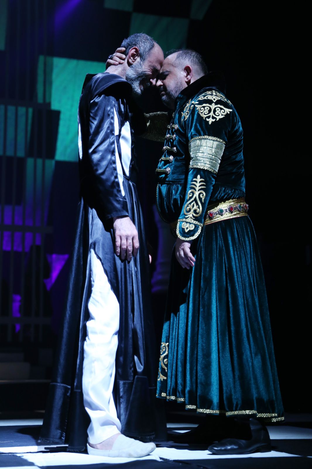 Блестящая премьера "Повествование о Шахе Аббасе" - одном из величайших правителей Сефевидской империи (ФОТО)