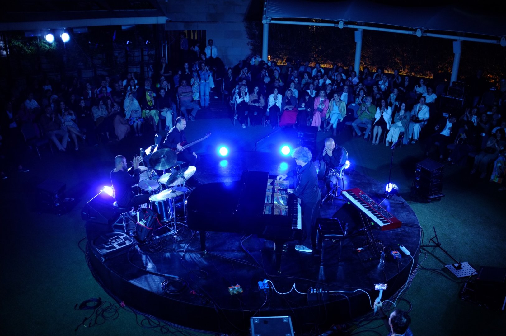 Поток эмоций с виртуозом Шаином Новрасли под открытым небом Баку - магия джаза и импровизаций (ВИДЕО, ФОТО)