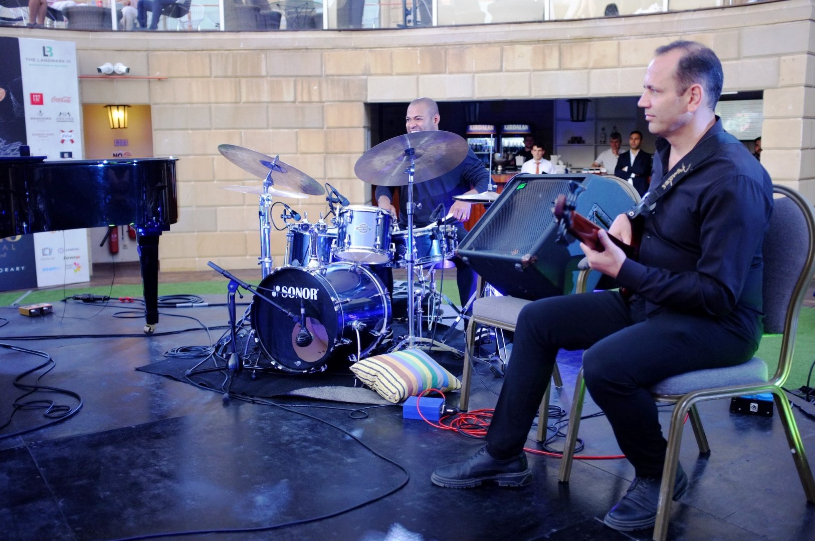 Поток эмоций с виртуозом Шаином Новрасли под открытым небом Баку - магия джаза и импровизаций (ВИДЕО, ФОТО)