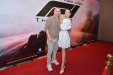 Брэд Питт, Льюис Хэмилтон и "Формула 1" в Баку – закрытый показ (ВИДЕО, ФОТО)