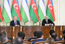 Президент Ильхам Алиев и Президент Шавкат Мирзиёев выступили с заявлениями для прессы (ФОТО/ВИДЕО)