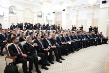 Президент Ильхам Алиев и Президент Шавкат Мирзиёев выступили с заявлениями для прессы (ФОТО/ВИДЕО)