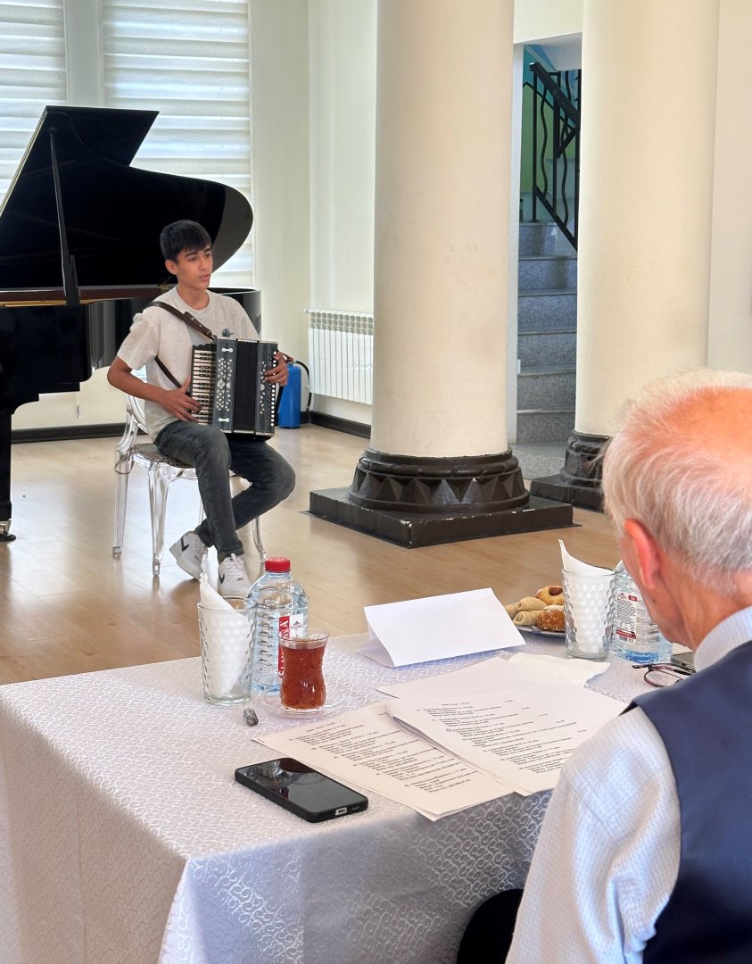 В Азербайджанской детской филармонии прошло прослушивание для выявления новых талантов (ФОТО)